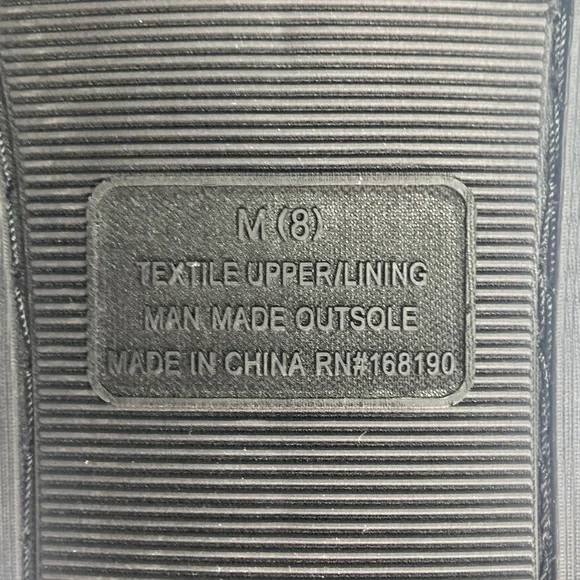 Nanette Lepore Black X band slipper with Red Heart Design pattern M 8 - Picture 10 of 14